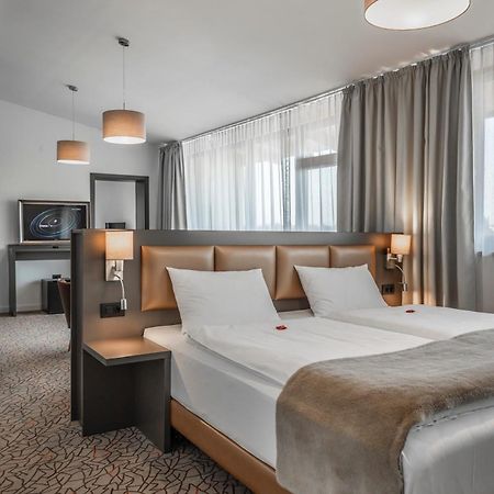 Charm Boutique Hotel サトゥ・マーレ エクステリア 写真