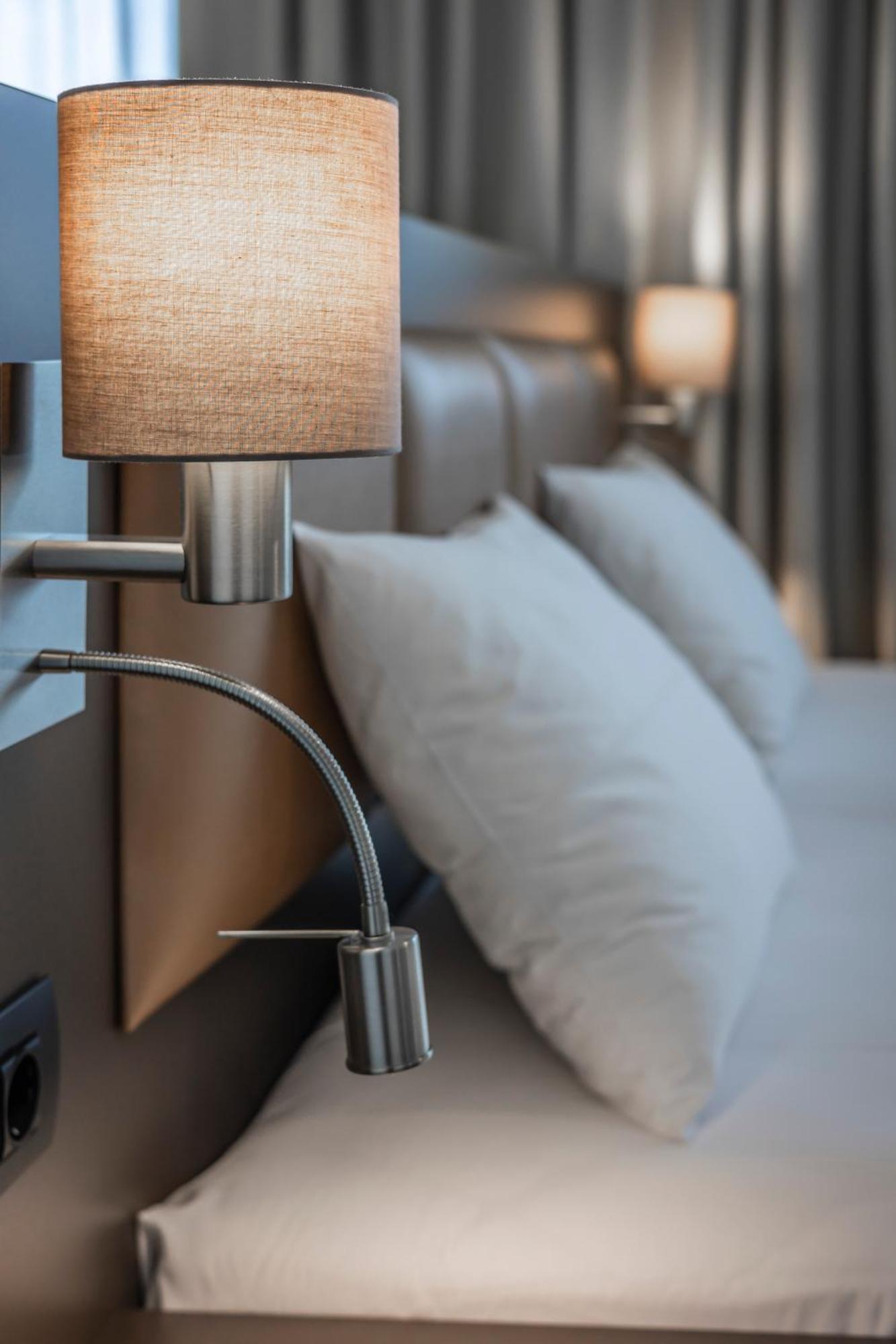 Charm Boutique Hotel サトゥ・マーレ エクステリア 写真